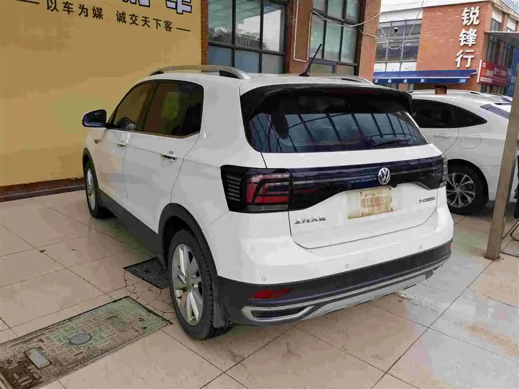 Volkswagen T-Cross — фото 6