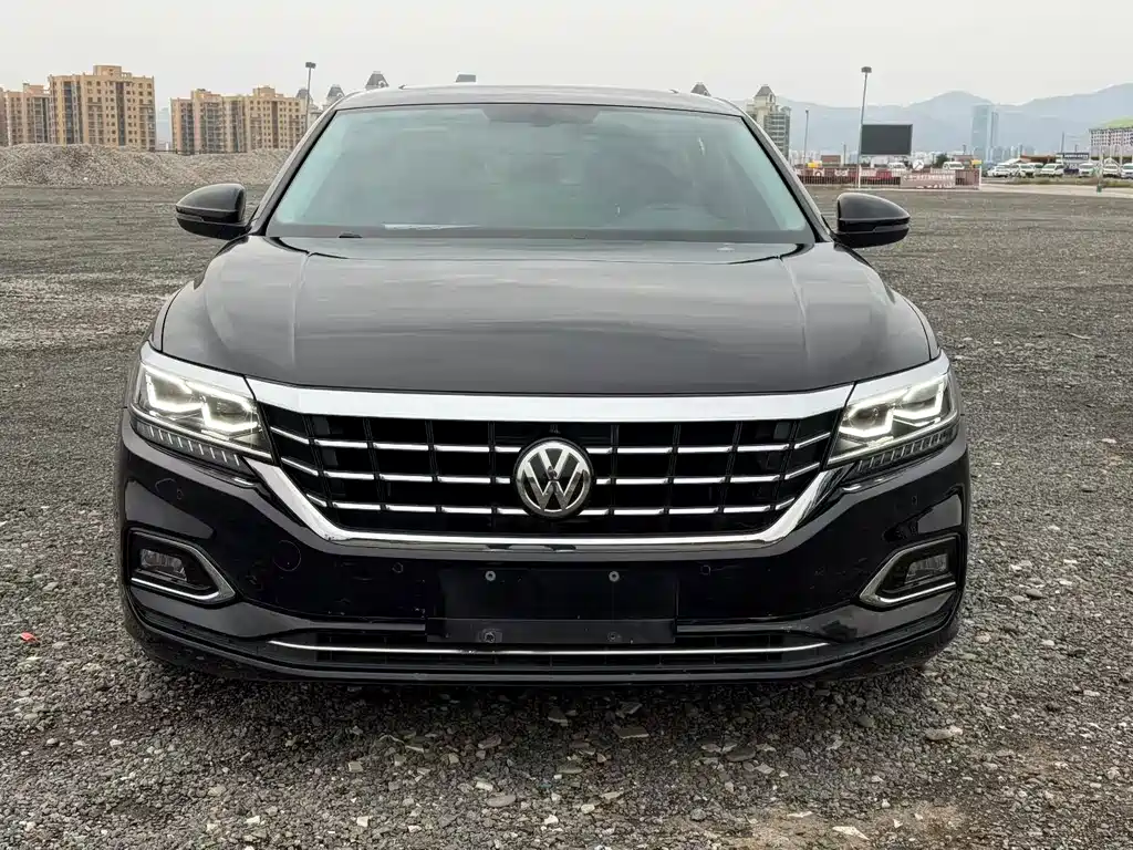 Volkswagen Passat — фото 2