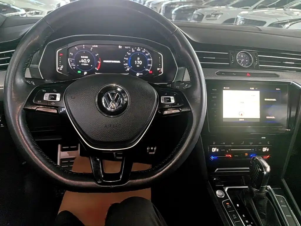 Volkswagen CC — фото 9