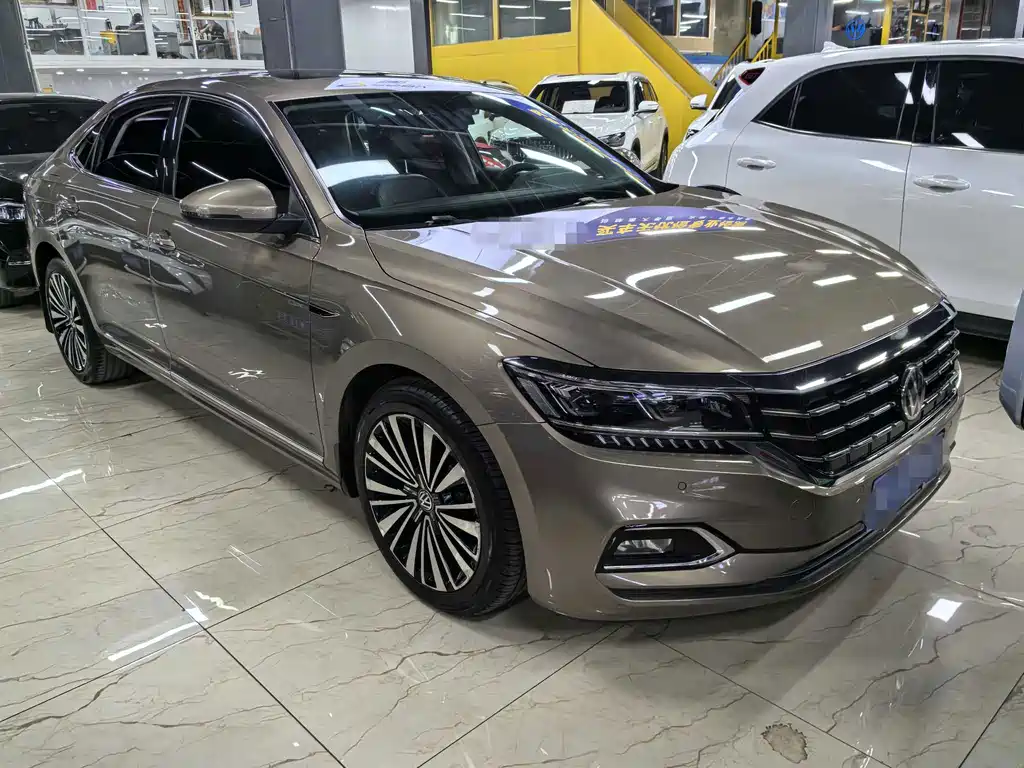 Volkswagen Passat — фото 3