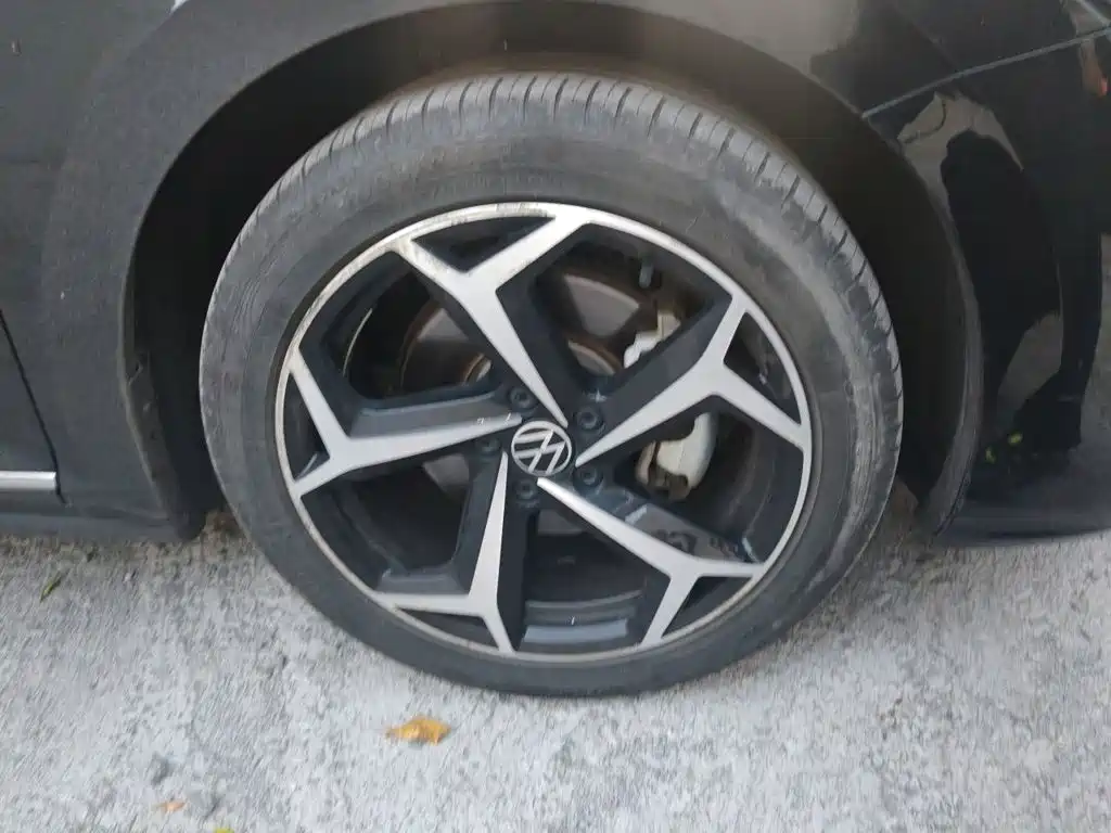 Volkswagen Passat — фото 8