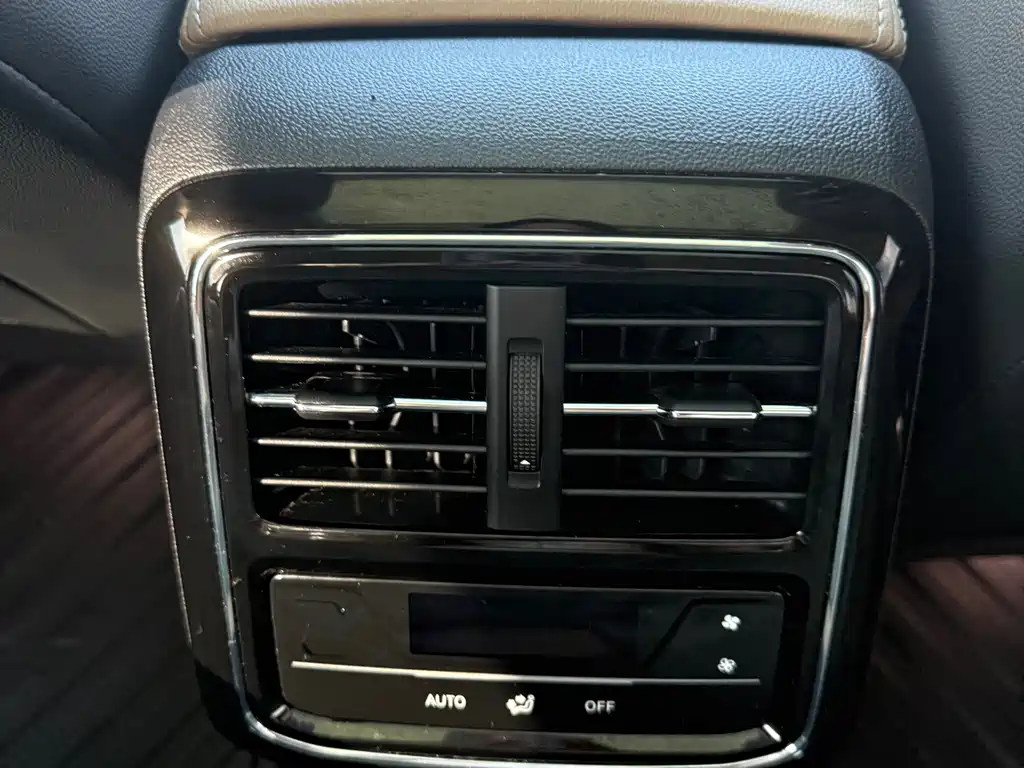 Volkswagen Passat — фото 10