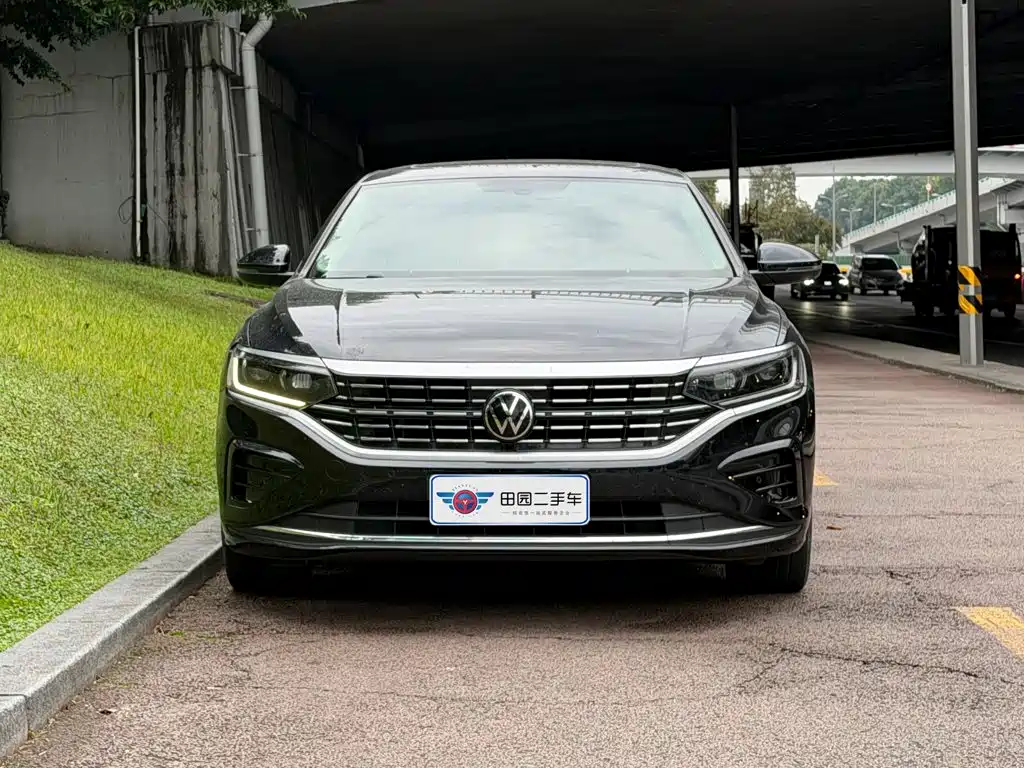 Volkswagen Passat — фото 2