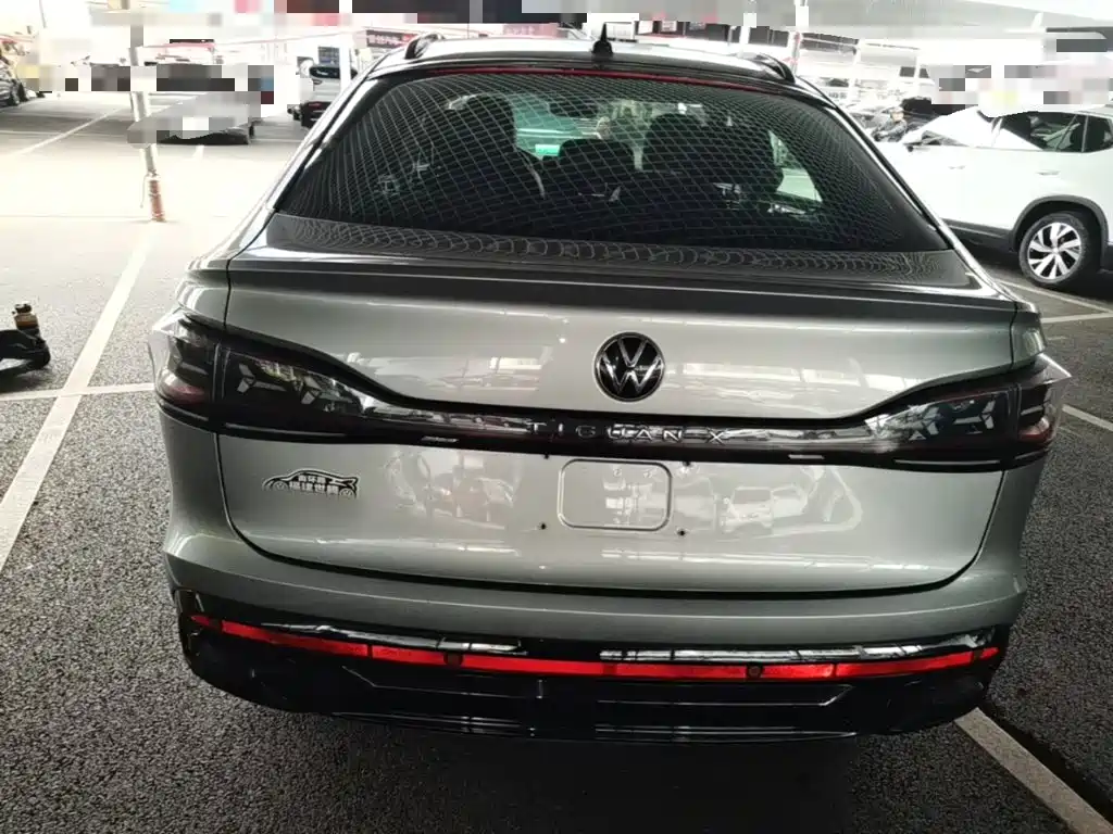 Volkswagen Tiguan X — фото 5