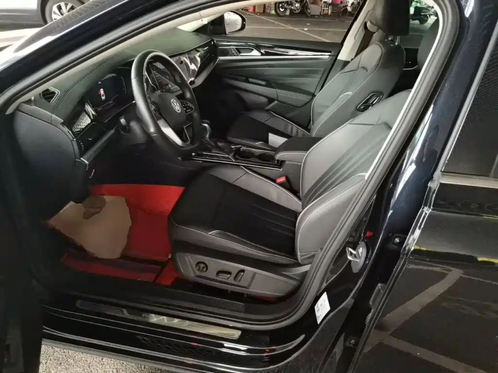 Volkswagen Passat — фото 14