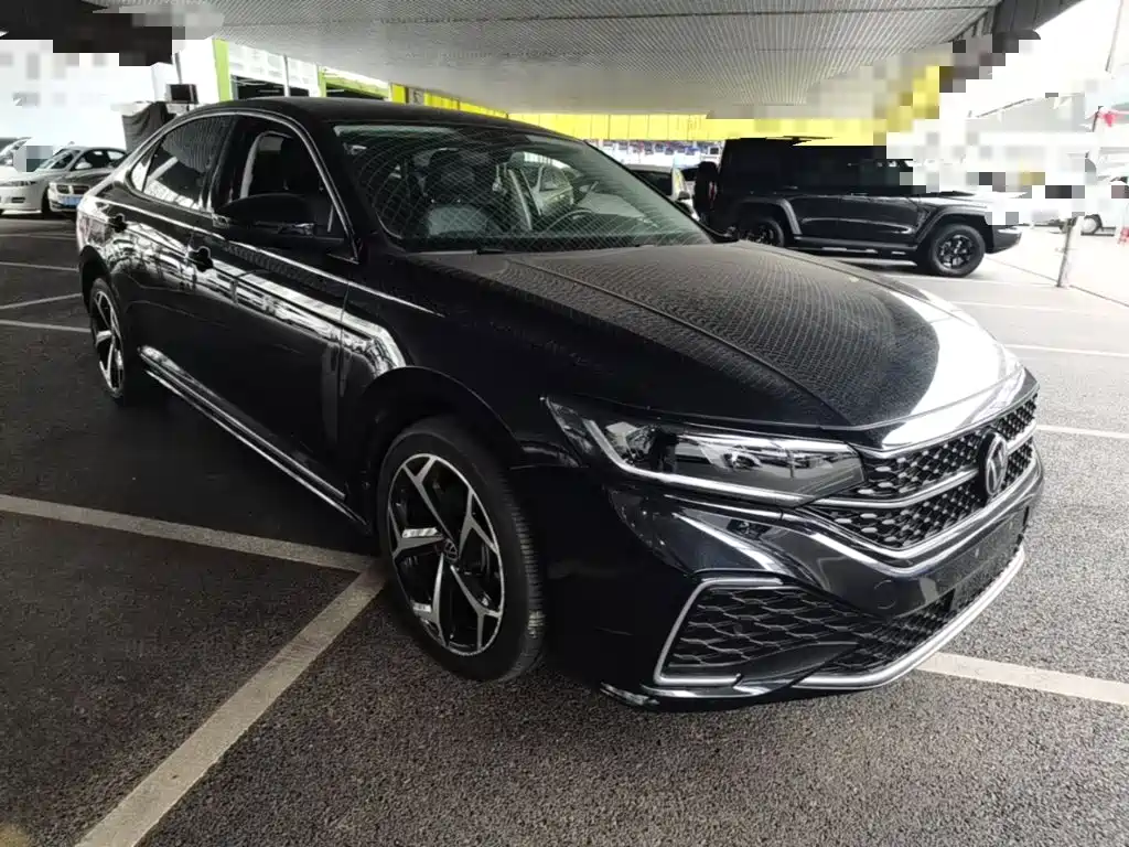 Volkswagen Passat — фото 3
