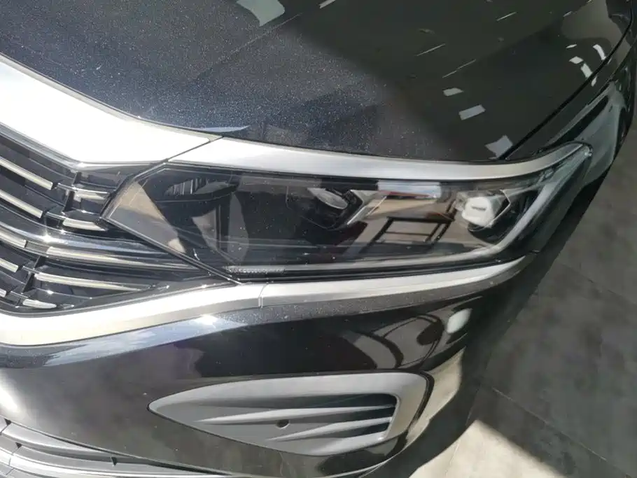Volkswagen Passat — фото 5
