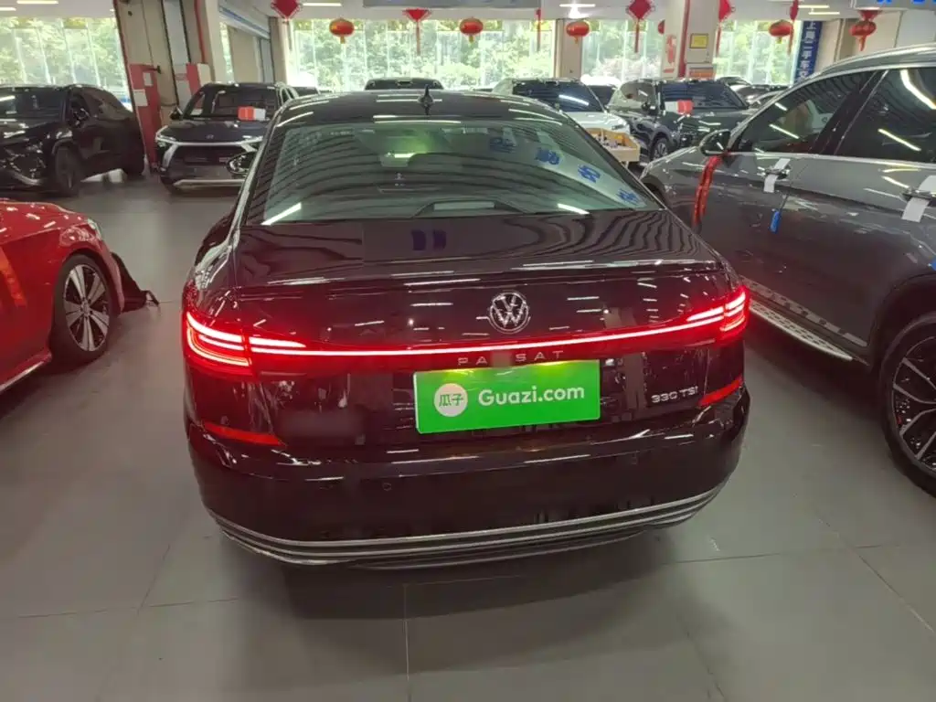 Volkswagen Passat — фото 5