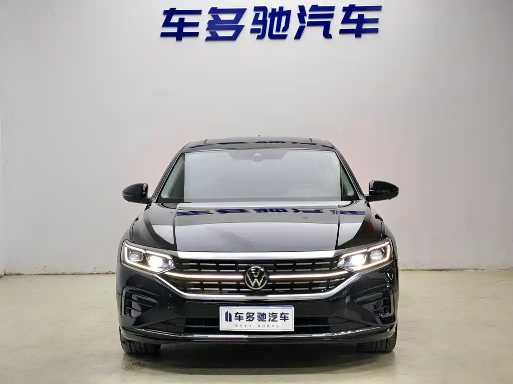 Volkswagen Passat — фото 2