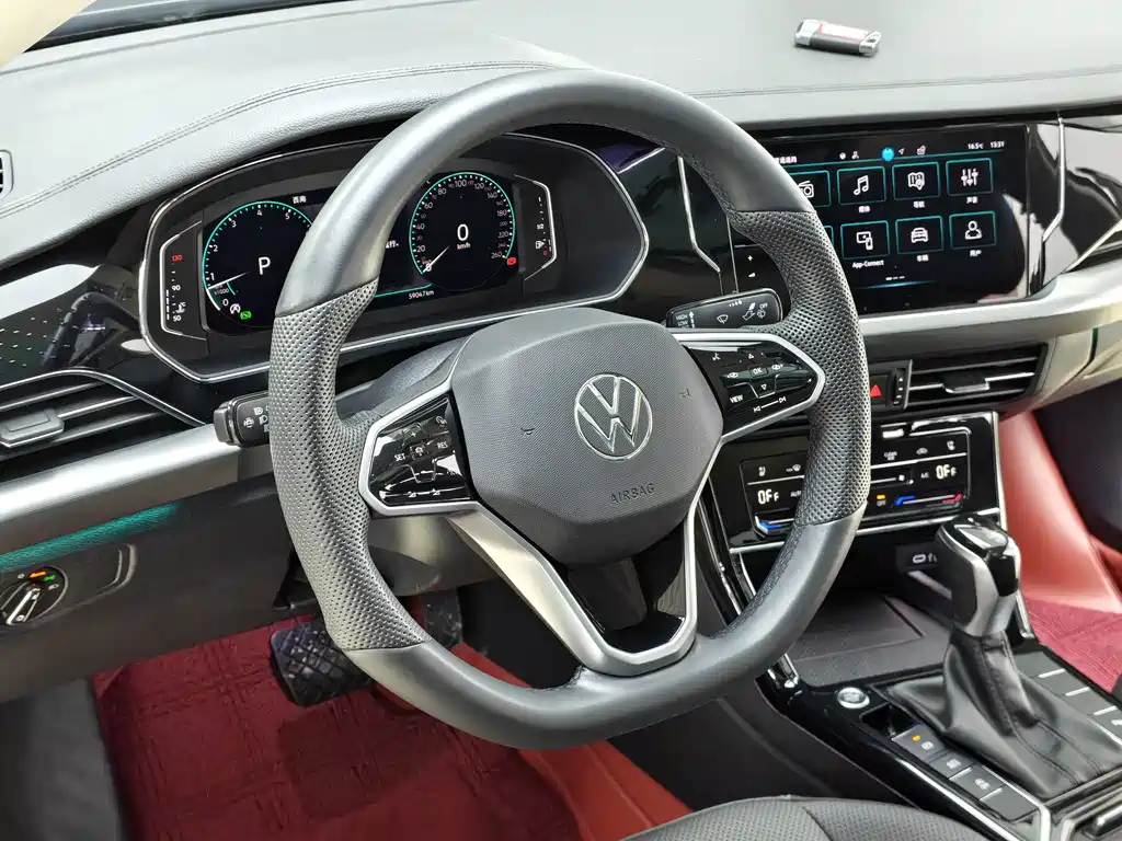 Volkswagen Passat — фото 13
