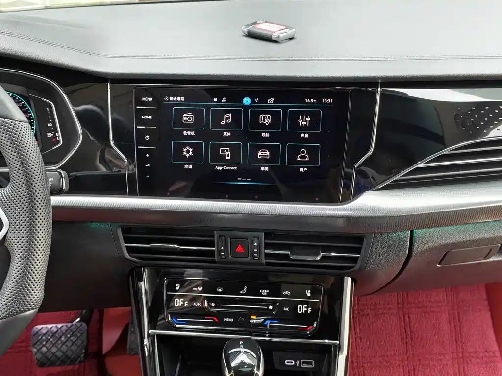 Volkswagen Passat — фото 14