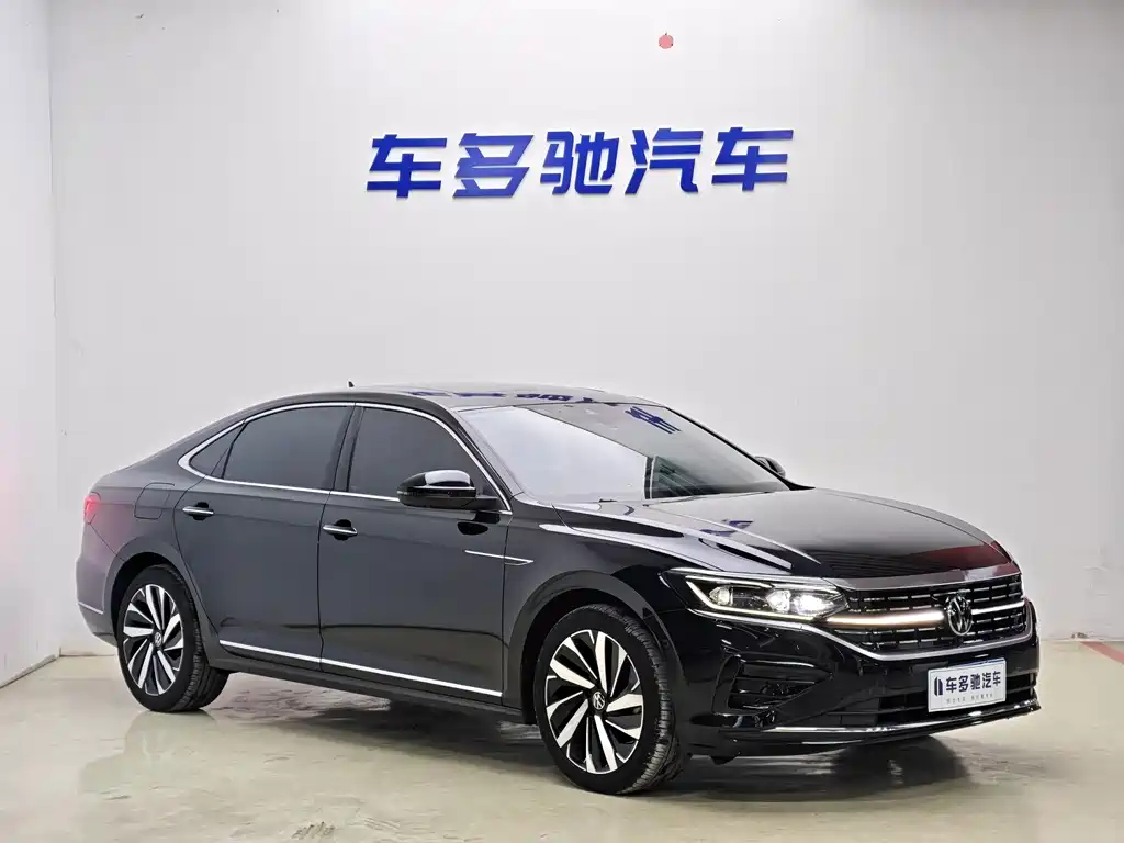Volkswagen Passat — фото 3