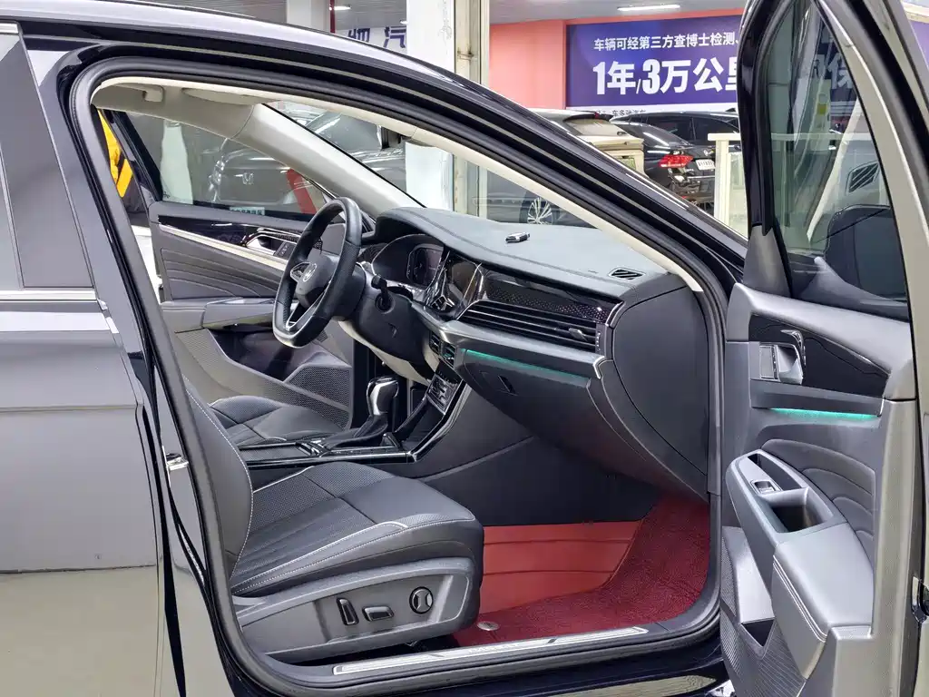 Volkswagen Passat — фото 9