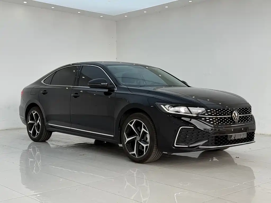 Volkswagen Passat — фото 3