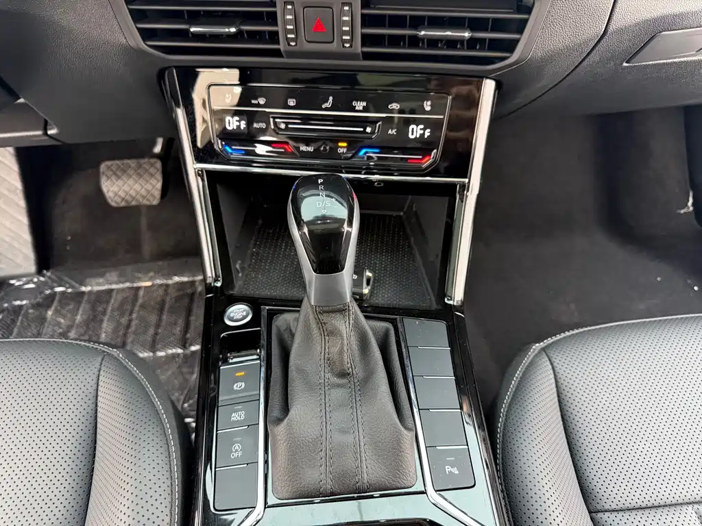 Volkswagen Passat — фото 7