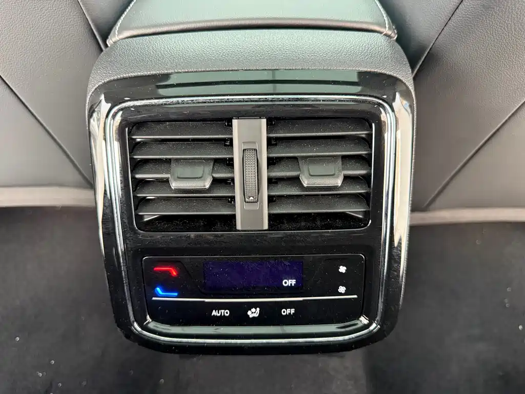 Volkswagen Passat — фото 10