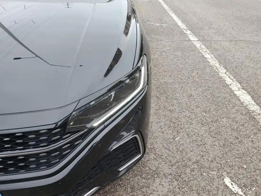 Volkswagen Passat — фото 5