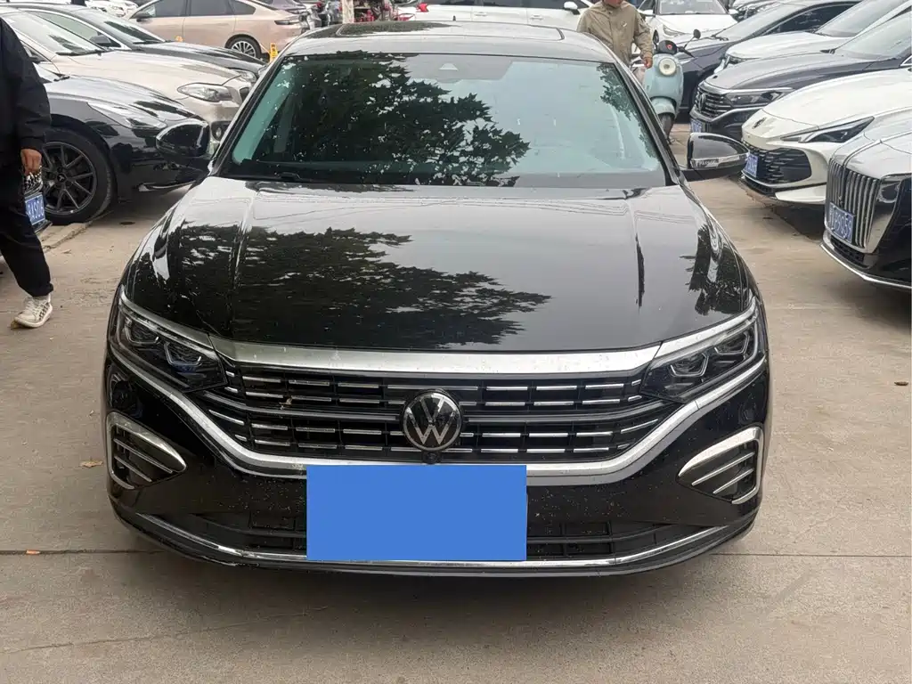 Volkswagen Passat — фото 2