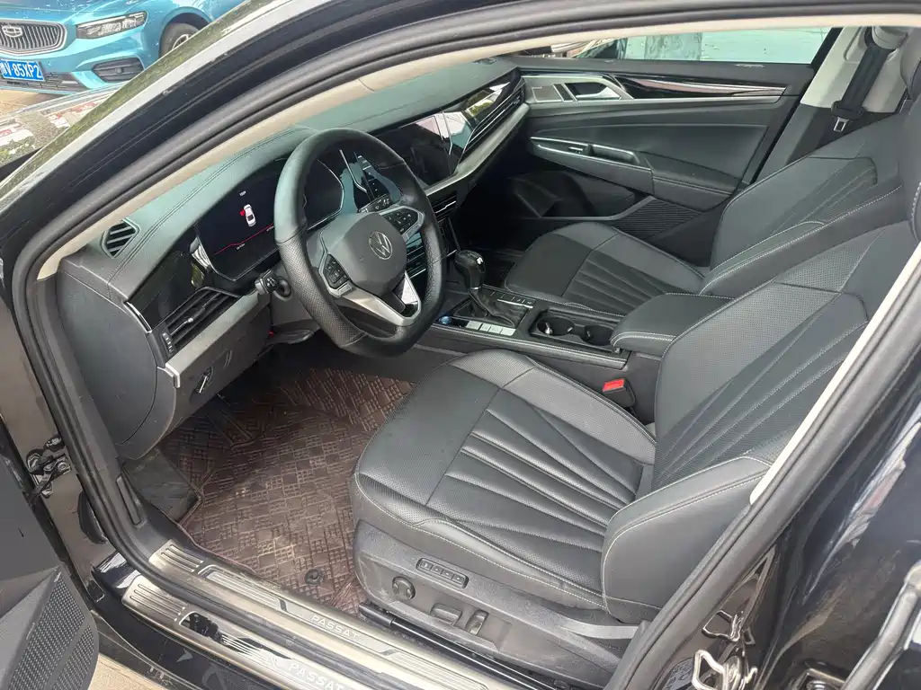 Volkswagen Passat — фото 7