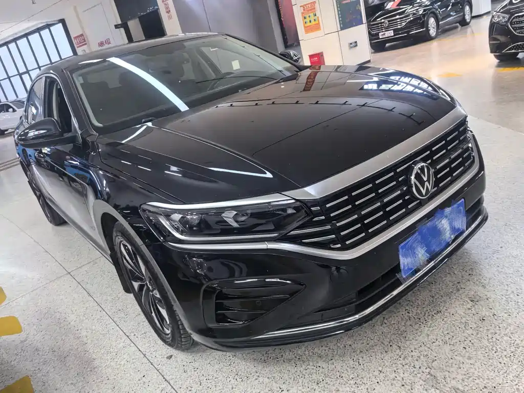 Volkswagen Passat — фото 2