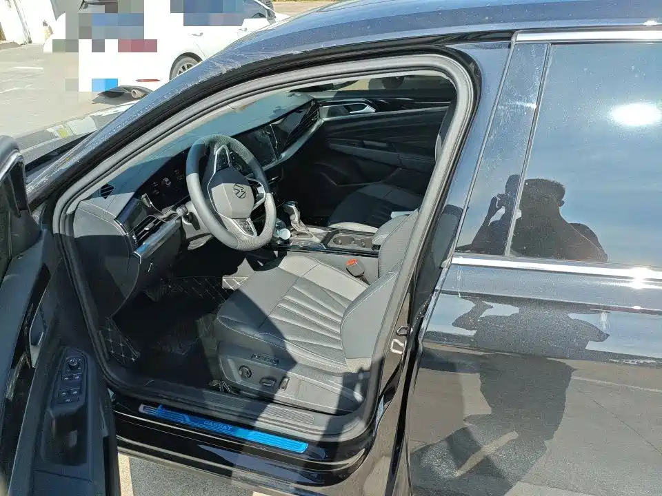 Volkswagen Passat — фото 5