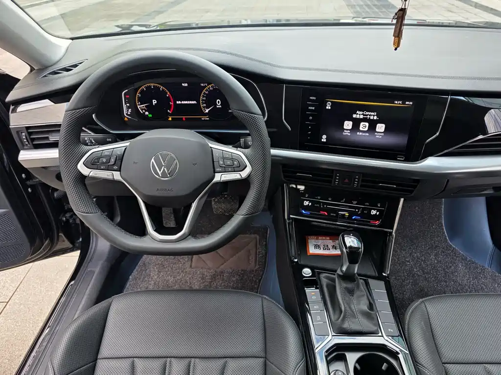 Volkswagen Passat — фото 14