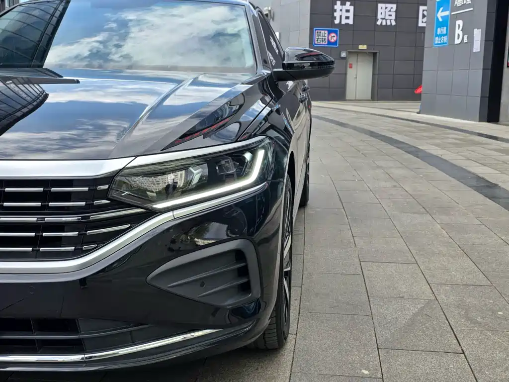 Volkswagen Passat — фото 7