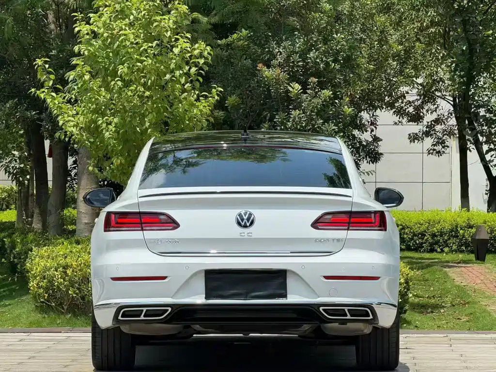 Volkswagen CC — фото 2
