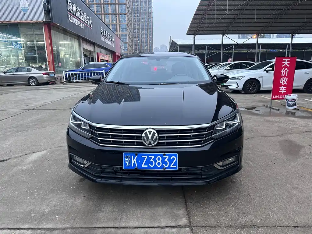 Volkswagen Passat — фото 2