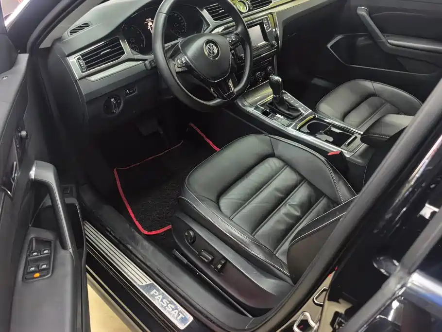 Volkswagen Passat — фото 9