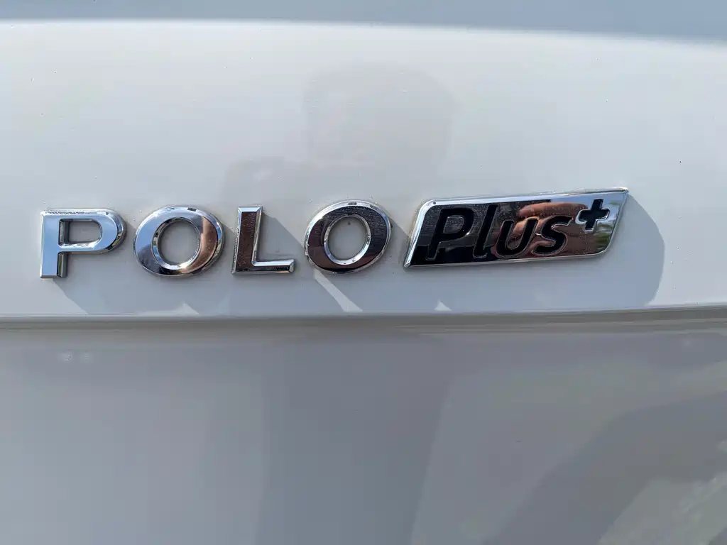 Volkswagen Polo — фото 9