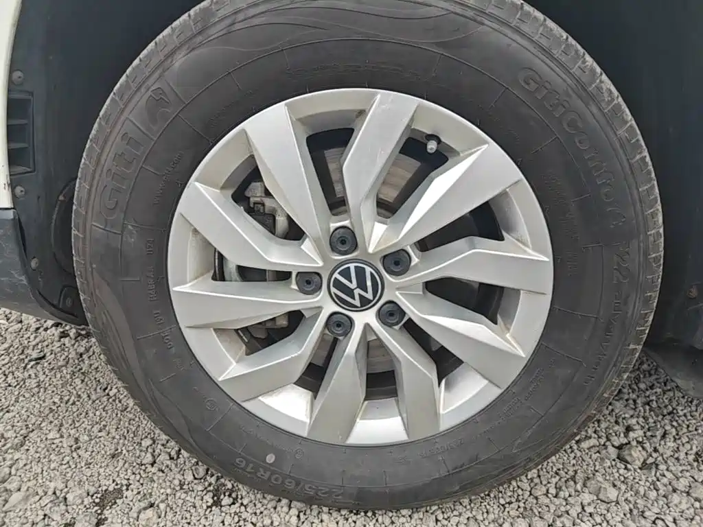 Volkswagen Tharu — фото 22