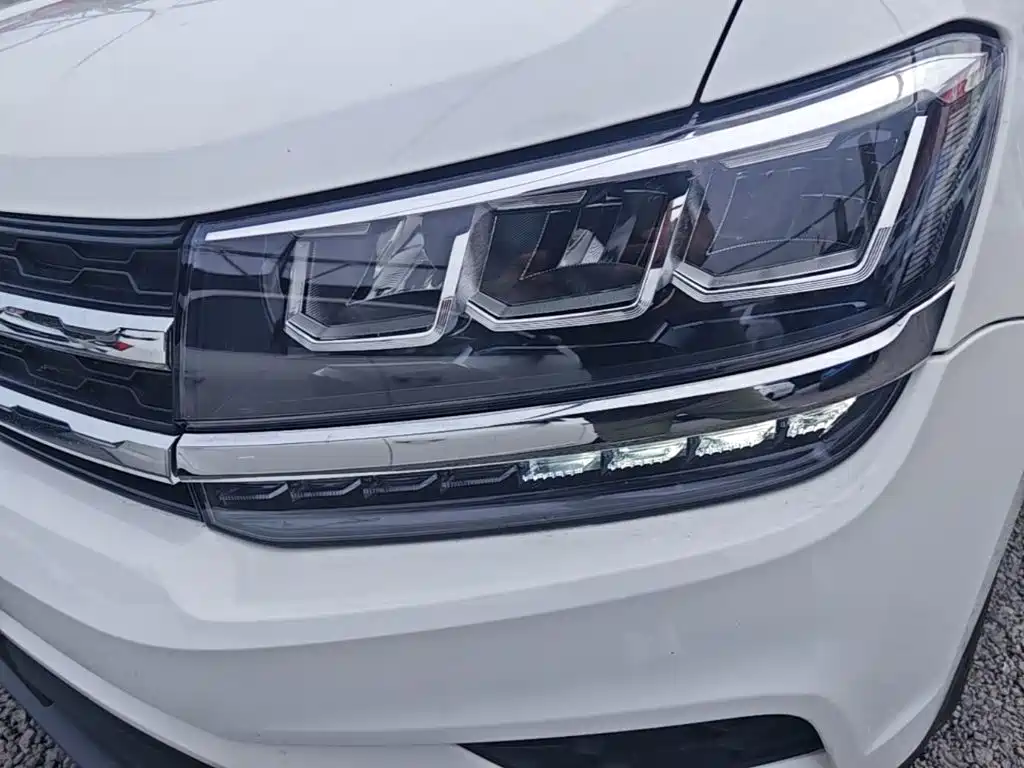 Volkswagen Tharu — фото 23