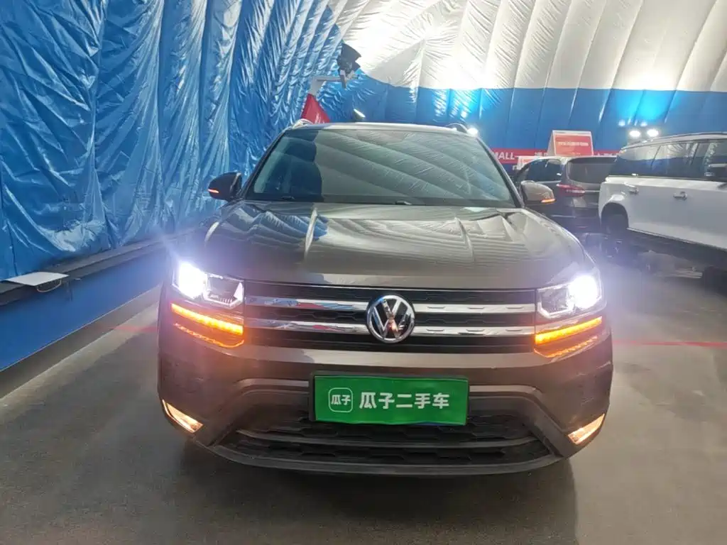 Volkswagen Tharu — фото 2