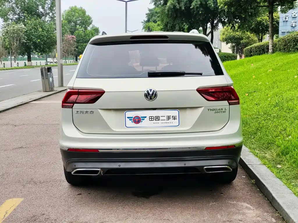 Volkswagen Tiguan L — фото 5