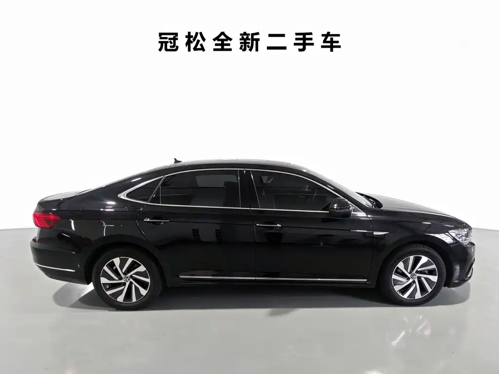 Volkswagen Passat PHEV — фото 5