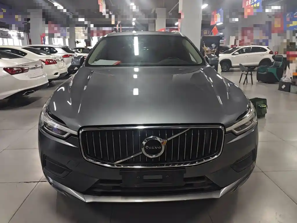 Volvo XC60 — фото 2