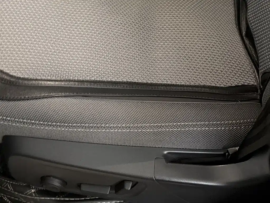 Volvo XC40 — фото 19