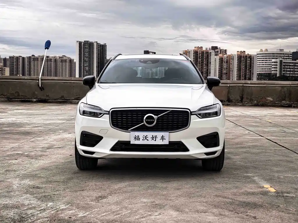 Volvo XC60 — фото 2