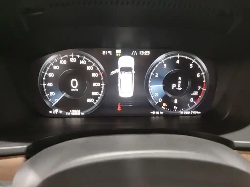 Volvo S90 — фото 11