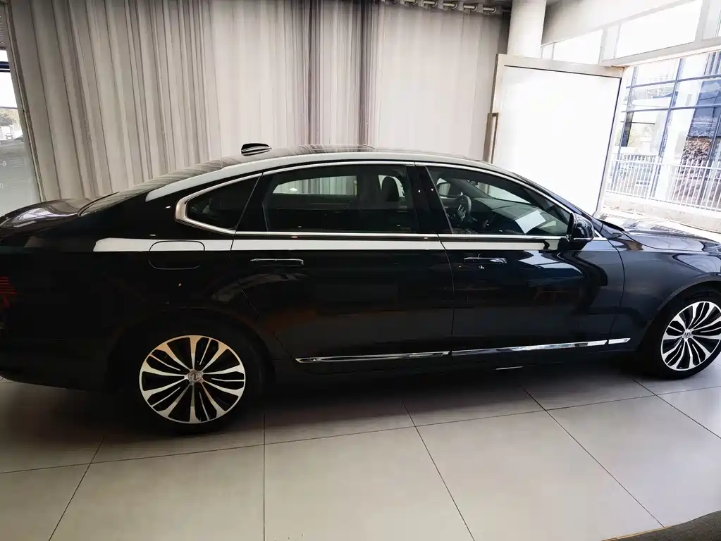 Volvo S90 — фото 7