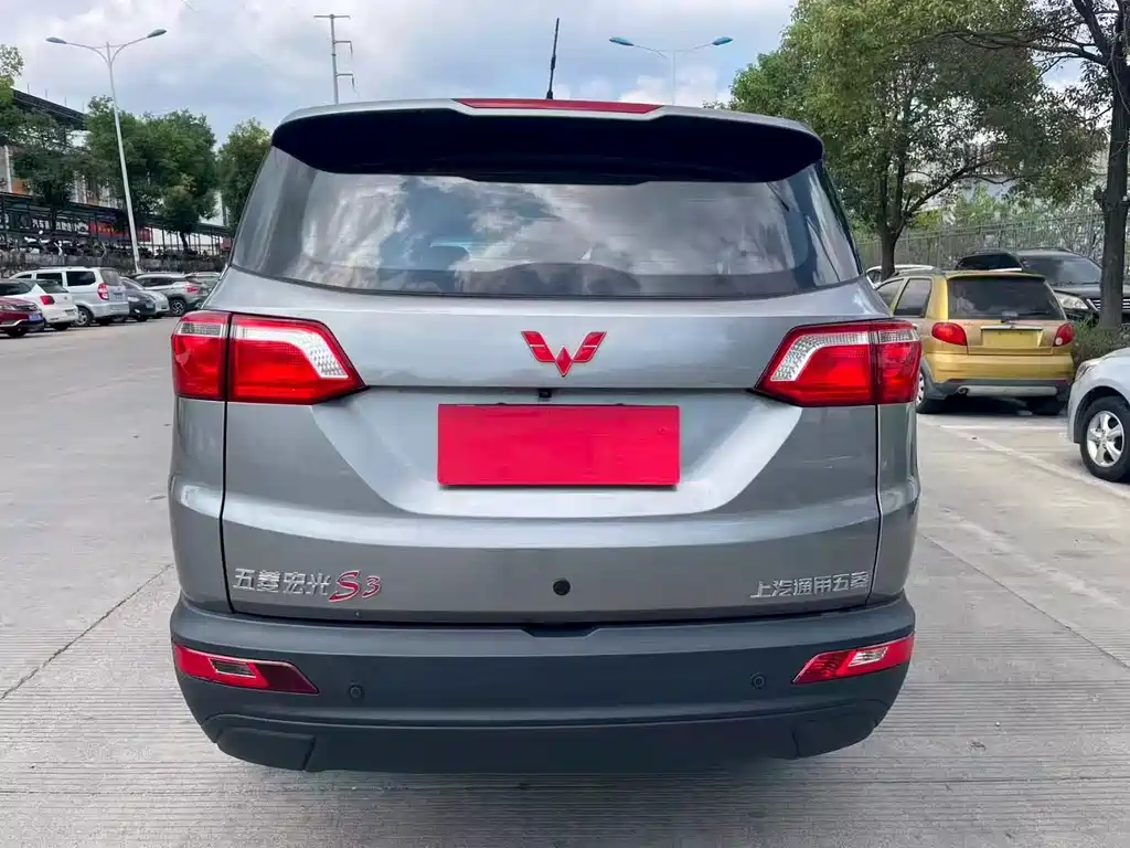 Wuling Hongguang S3 — фото 8