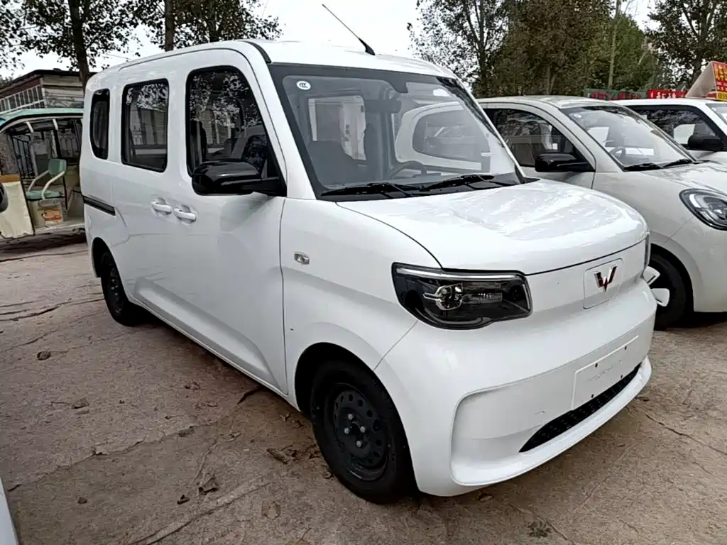 Wuling Zhiguang EV — фото 3