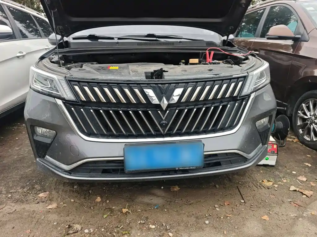 Wuling Jiachen — фото 25