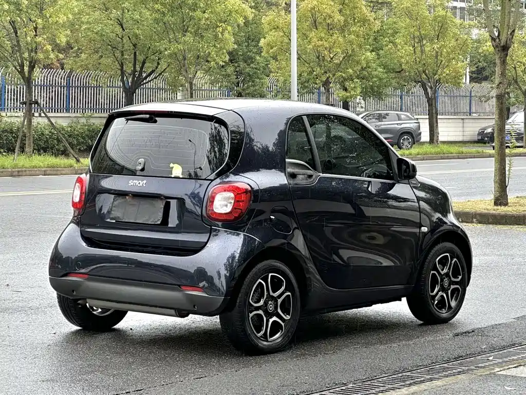 smart Smart Fortwo — фото 5