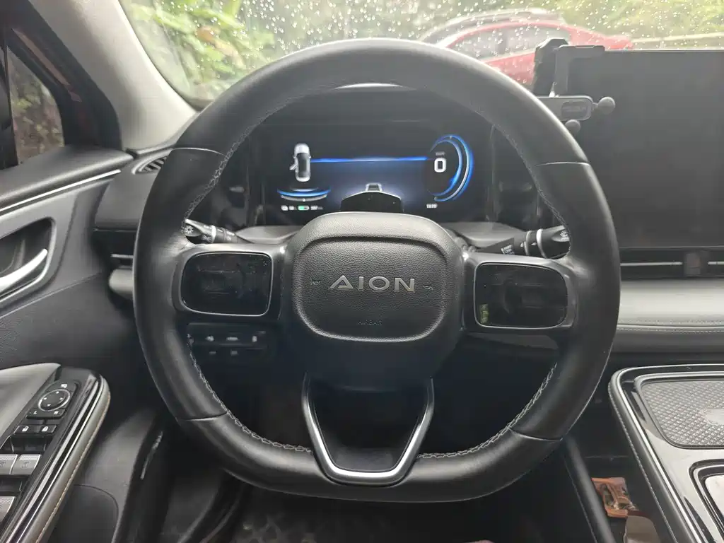 Aion AION S Plus — фото 13