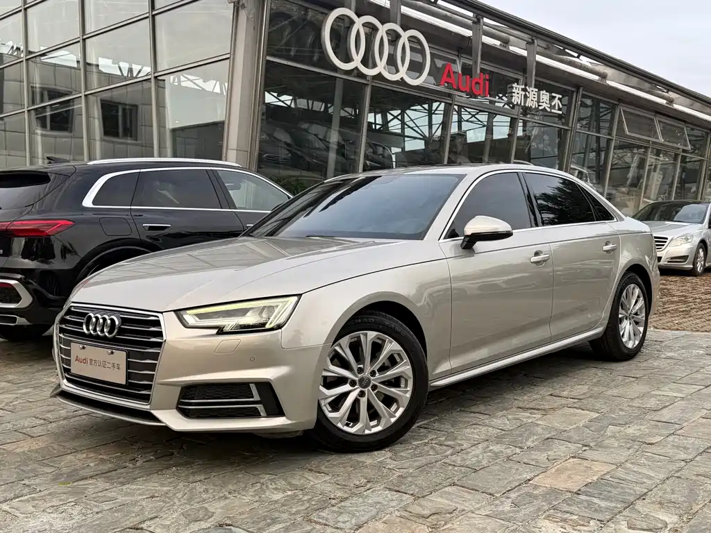 Audi A4L — фото 18