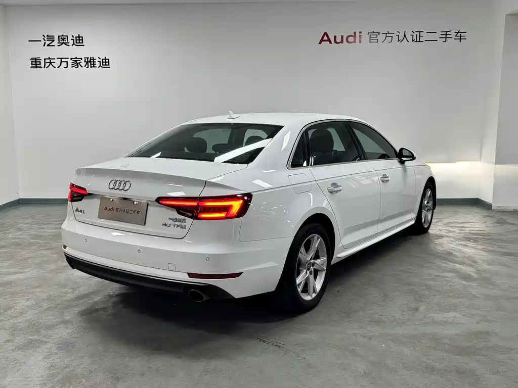 Audi A4L — фото 4