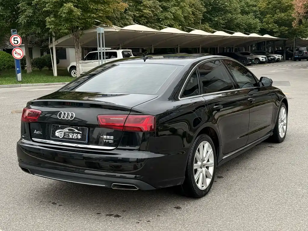 Audi A6L — фото 8