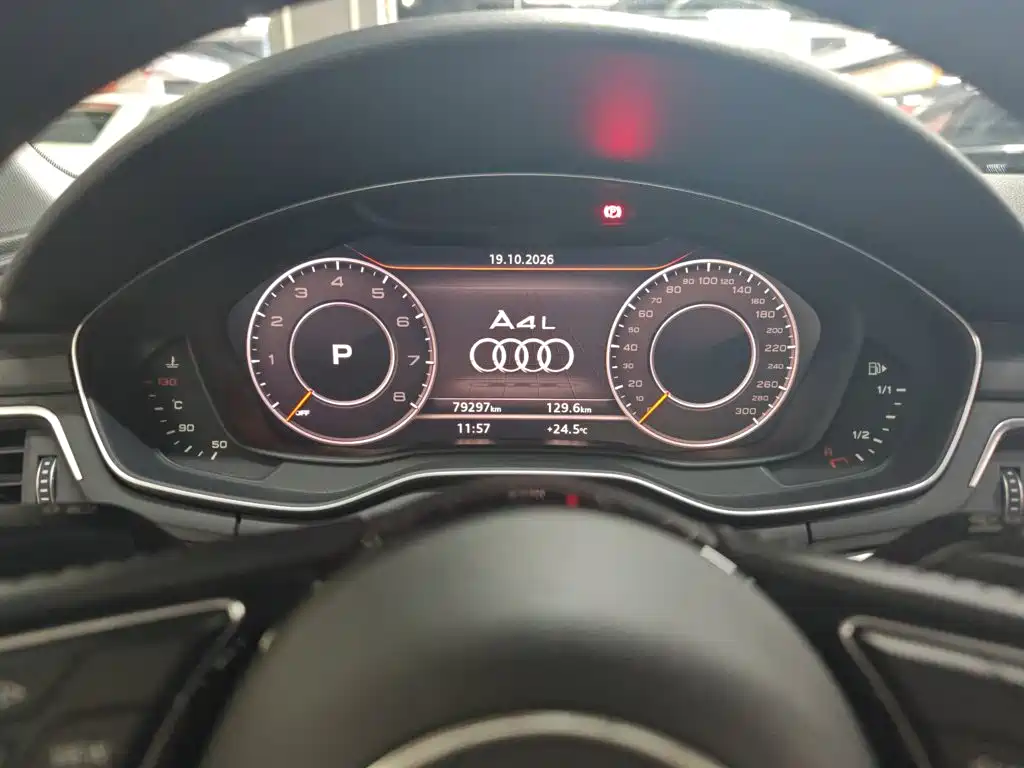 Audi A4L — фото 11